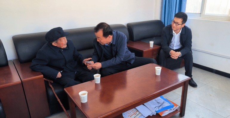 情暖金秋 爱在重阳 宝鸡麟游县丈八镇饮马泉村为老人"花式"过节_活动