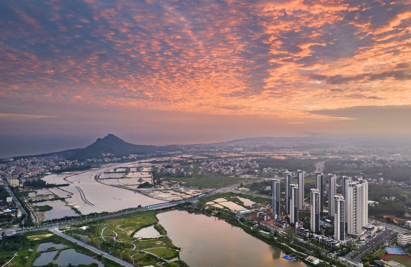 茂名华侨城歌美海纯水岸:云蒸霞蔚 美景如画