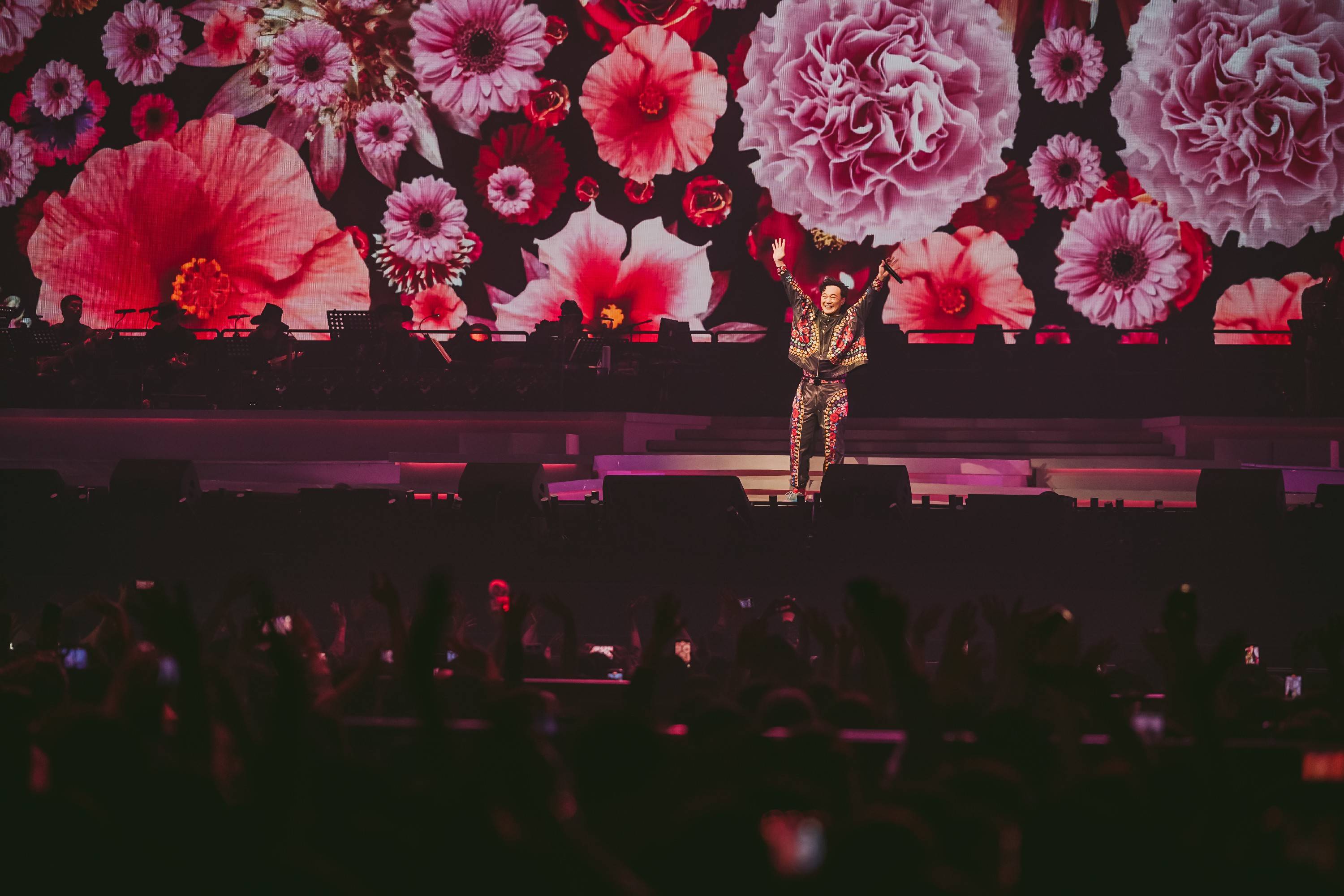 陈奕迅新专辑《chin up!