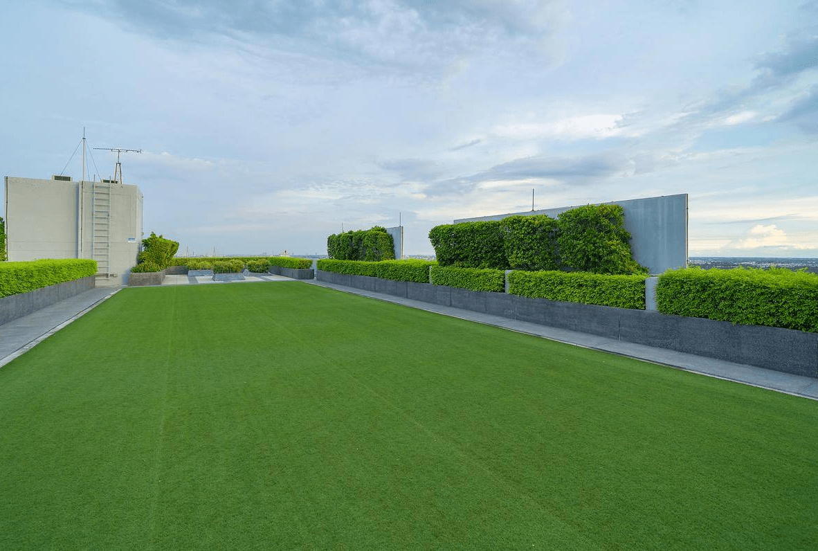 关于屋顶人造草坪的保温性能你知道多少?_热量_结构_降低