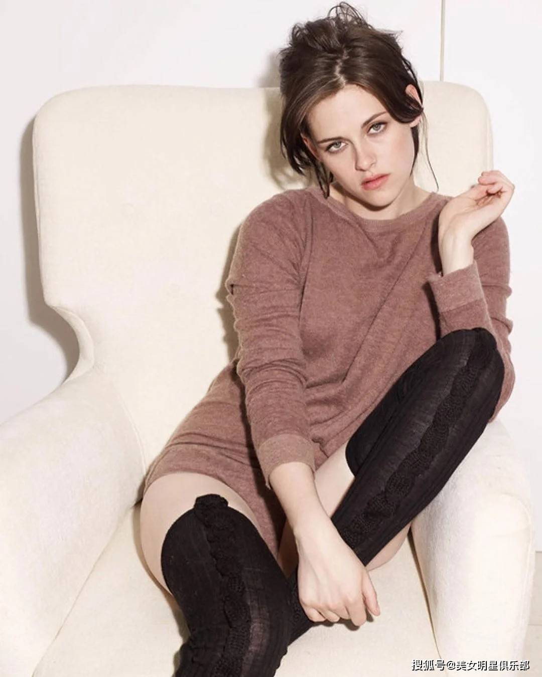 90后克里斯汀·斯图尔特,竟然如此饱满性感!_成为了_电影_突破