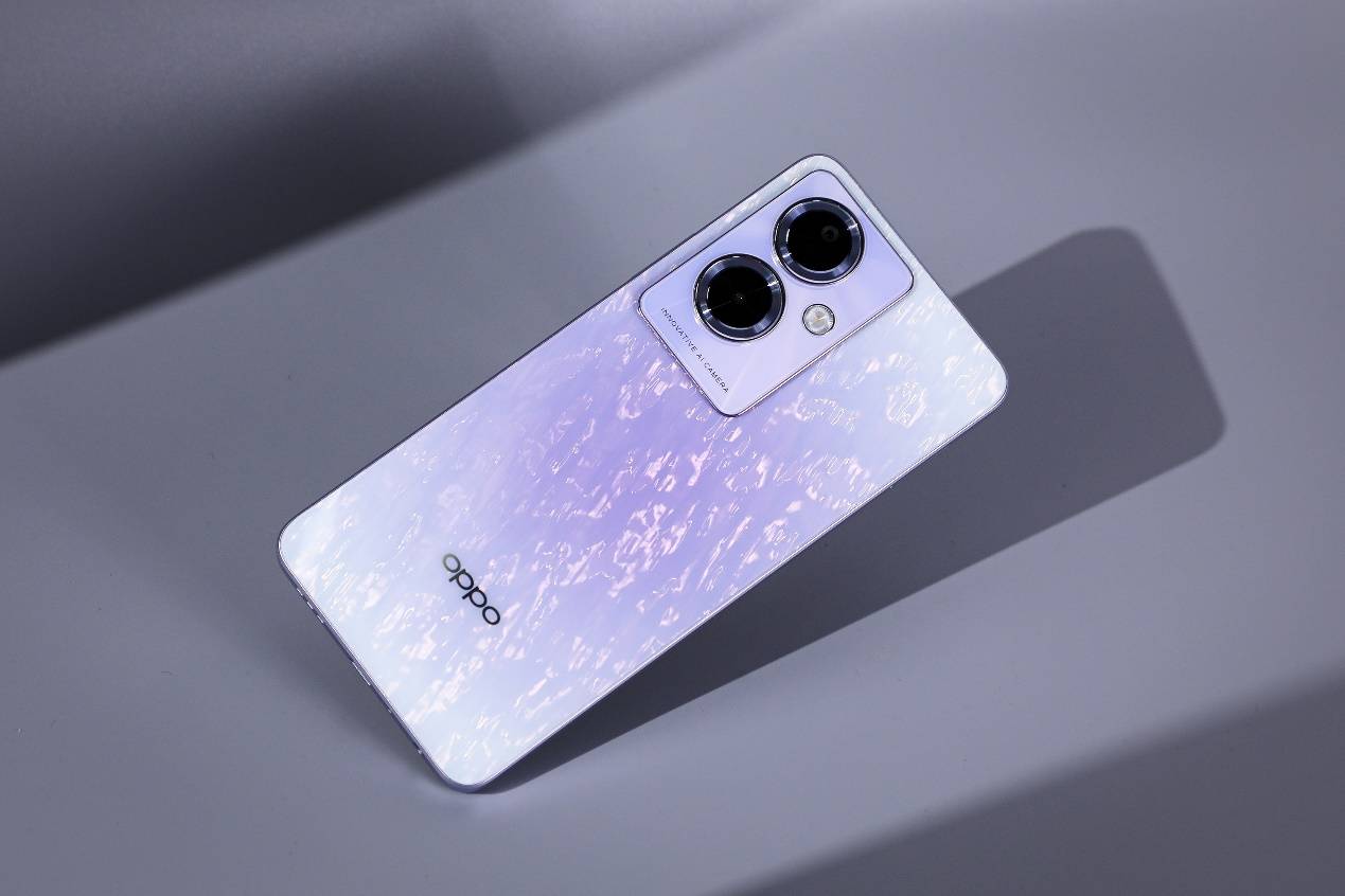 后盖宛如冰晶般精致闪耀 oppo a2手机外观图赏_支持_电池_屏幕