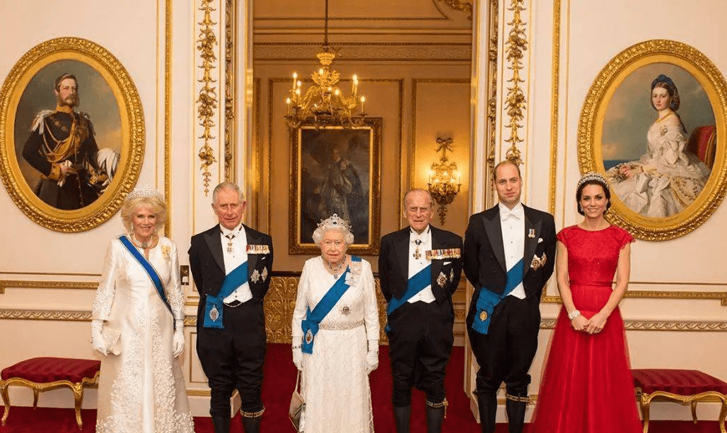 纵扬国际研究院:世界上遥遥领先的十大家族,传承数百年 家财万贯_财富