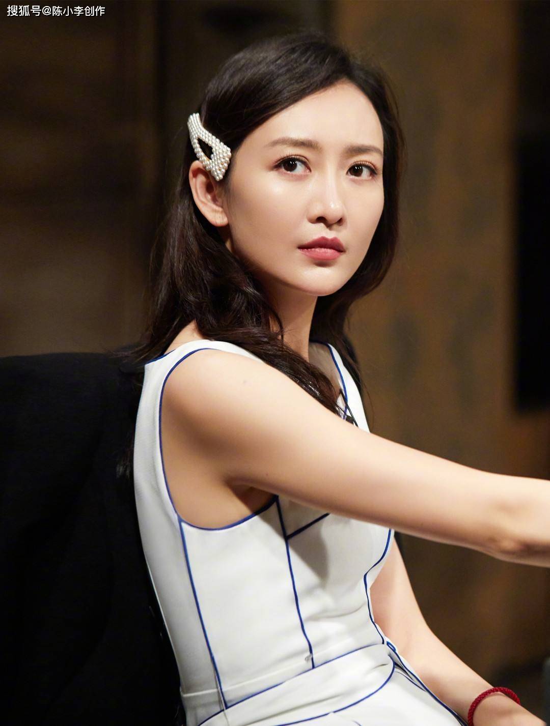 王鸥时尚写真,肤白貌美大长腿,太性感撩人!_身材_美得