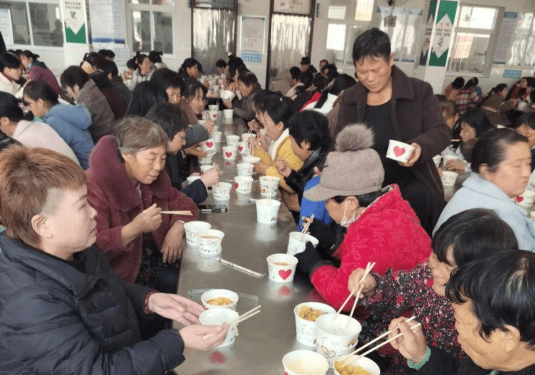 邓州市构林镇构林小学:期中表彰树榜样 扬帆奋斗再启航_家长_同学