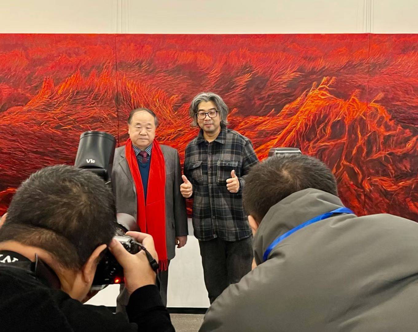 刘铁飞创作的巨幅油画《大风歌》入藏该馆,并被莫言先生赞为:"中国画