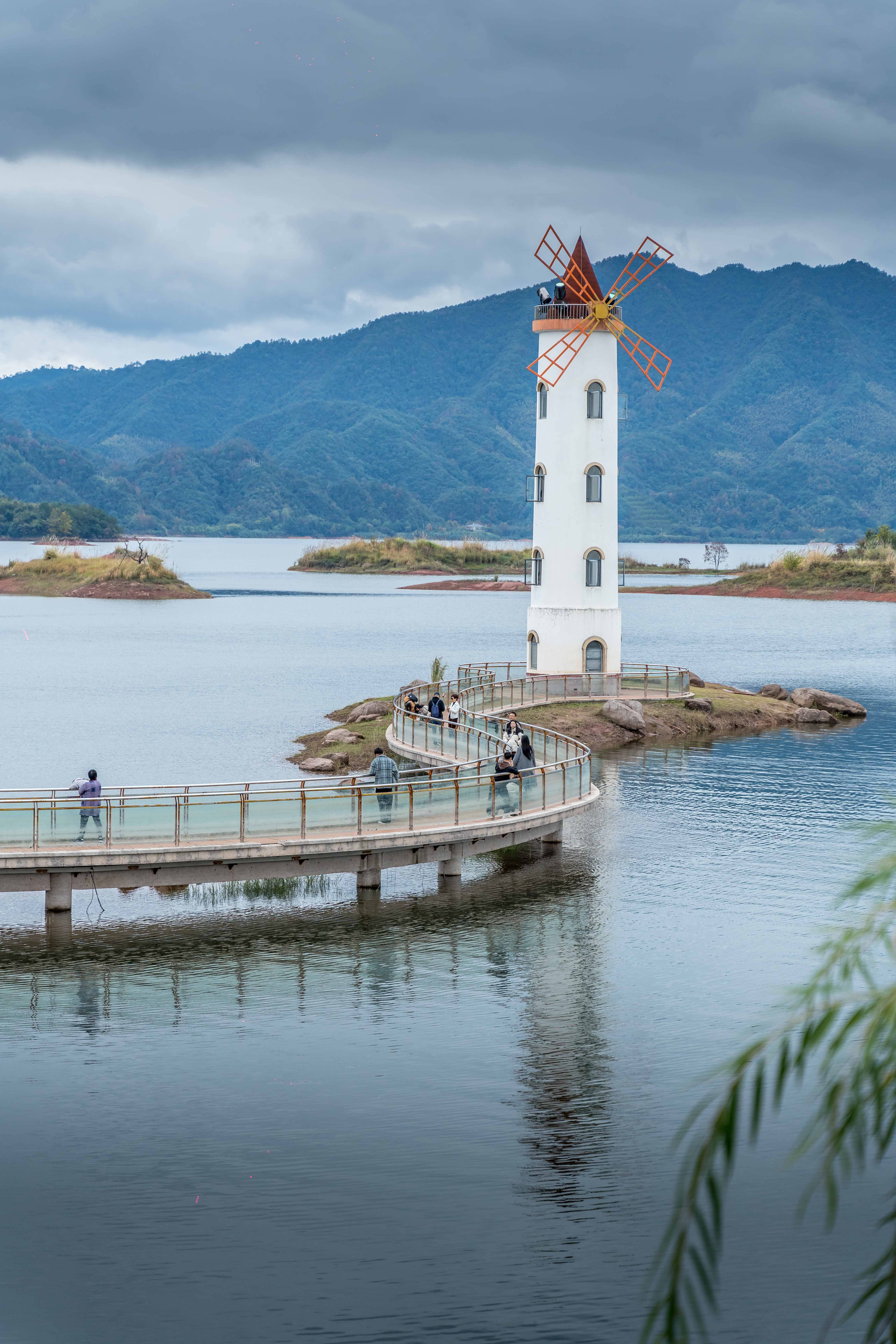 千岛湖灯塔地理位置图片