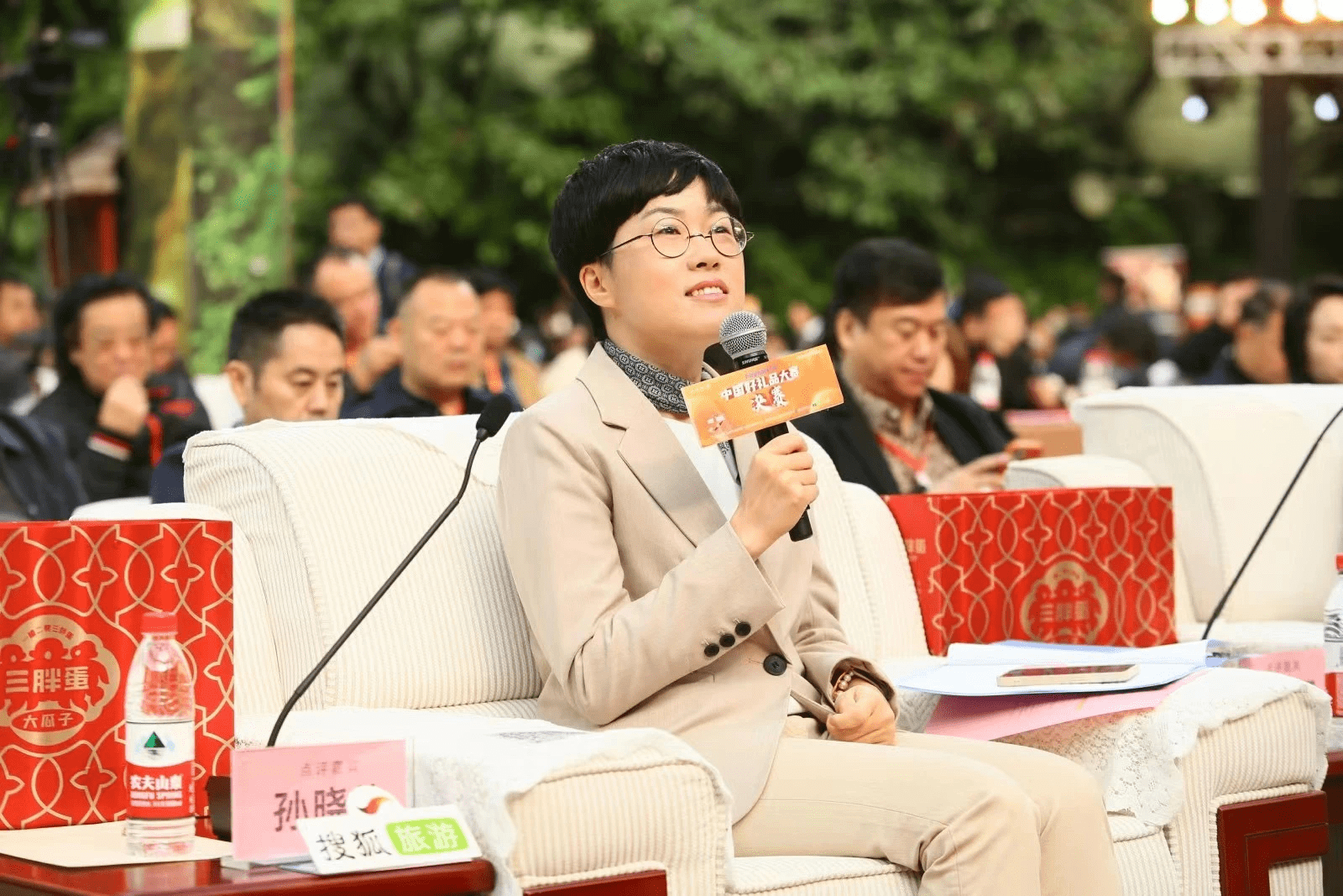 担任本次复赛的点评嘉宾分别是:中国传媒大学资深教授,中国广告博物馆