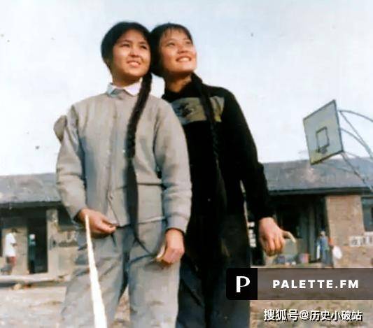 女知青彩色老照片：那个时代的光辉与奋斗-搜狐大视野-搜狐新闻
