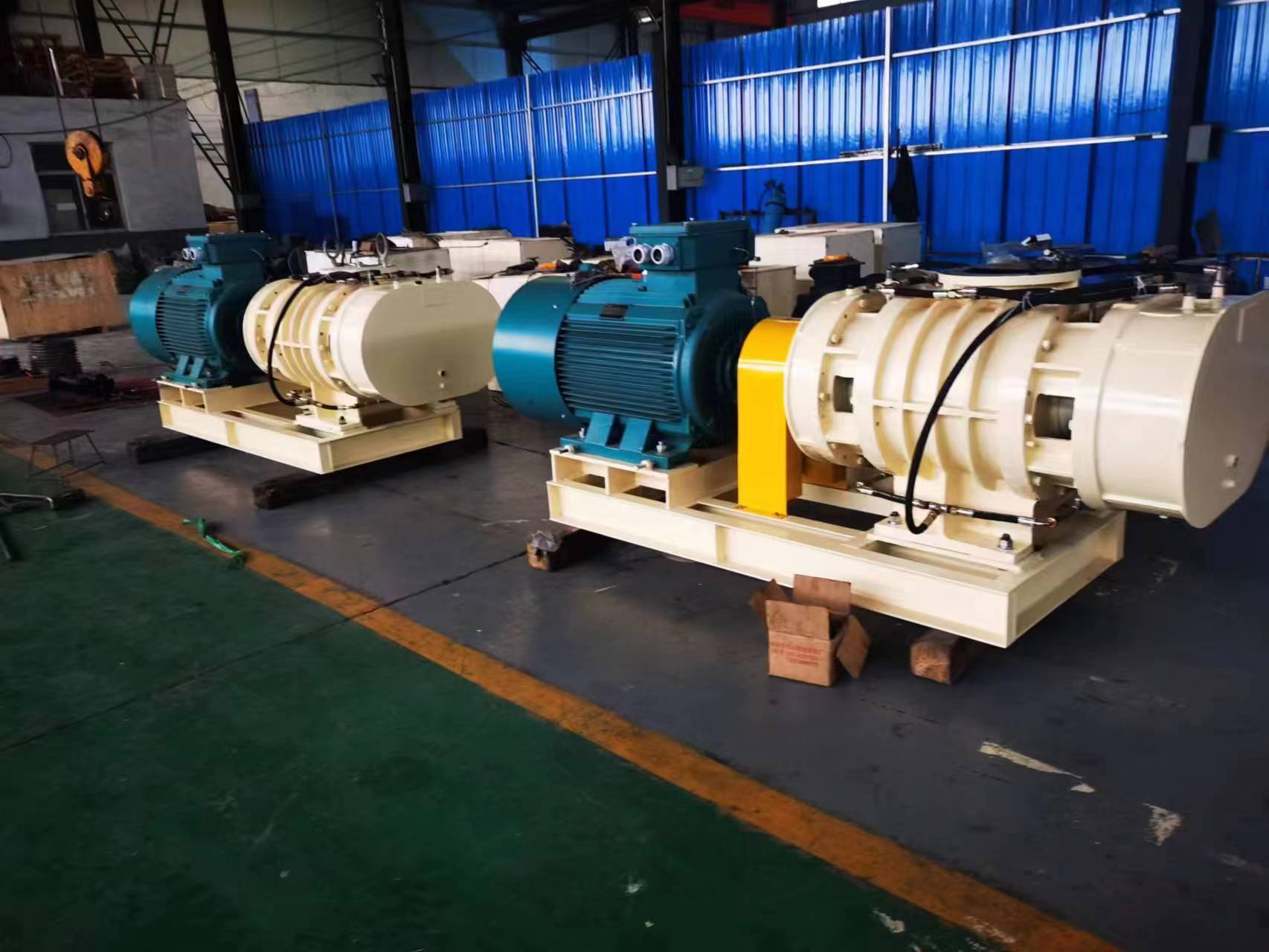 螺杆蒸汽压缩机_生活_的设备_低温