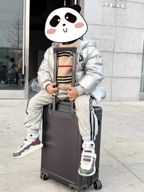 元旦要出行,高颜值高品质行李箱提前安排——地平线8号飞行家系列登机箱分享