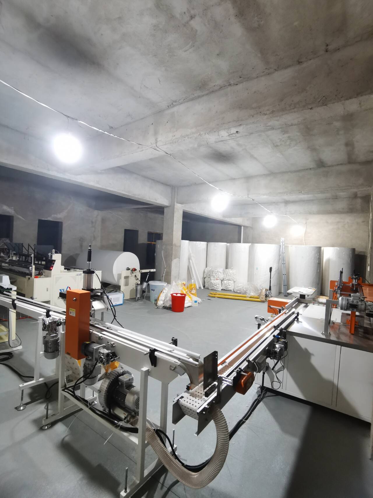 新手做卫生纸加工,需要投资多少钱?需要哪些机器?_设备_流水线_生产量