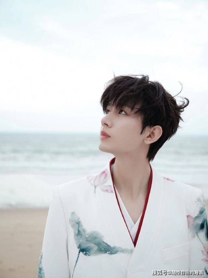 李荣浩成毅王鹤棣华晨宇魏大勋杨紫等齐聚献唱_独唱_亮点_许嵩