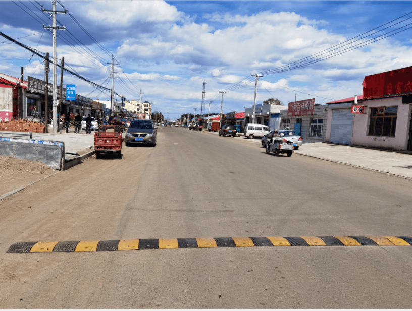 时政要闻科尔沁镇落实人大代表建议保障学生出行安全