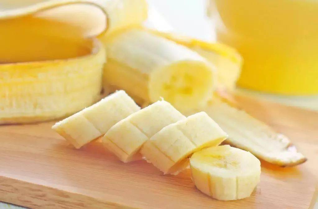 香蕉不能和这8种食物一起吃否则后果严重