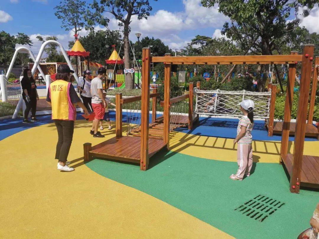 良都社区儿童公园的建成启用,是拓展南区儿童活动空间的一次有益探索