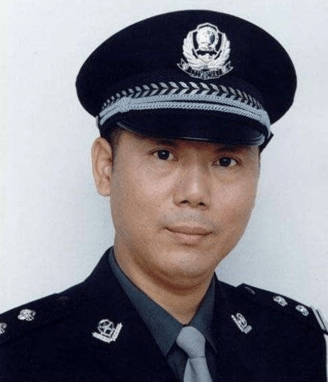 重案六组里充满正义的曾克强现实竟是一位超级玩家