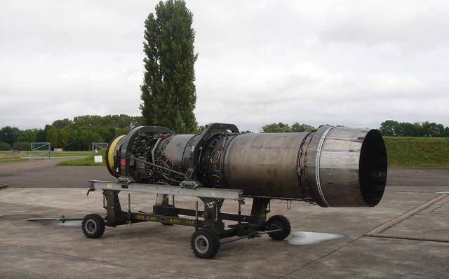 1 kn图为m53-p2型涡扇发动机构造,其技术性能在当时属于先进幻影2000