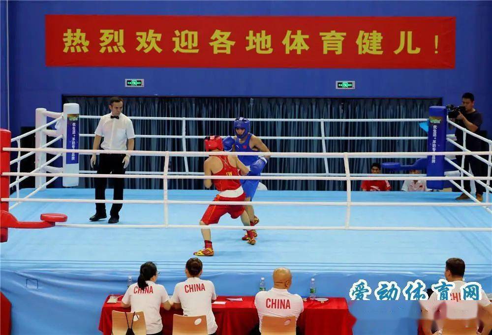 60公斤级,63公斤级和69公斤级的获胜者分别是胡建关,常勇,王向阳,王港