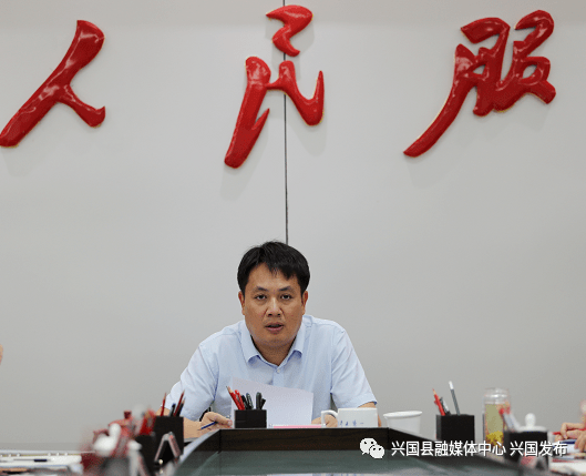 主任曾令峰,以及李新维,曾森,杨志正,李明海,李敏,刘大刚,缪志勇,申维