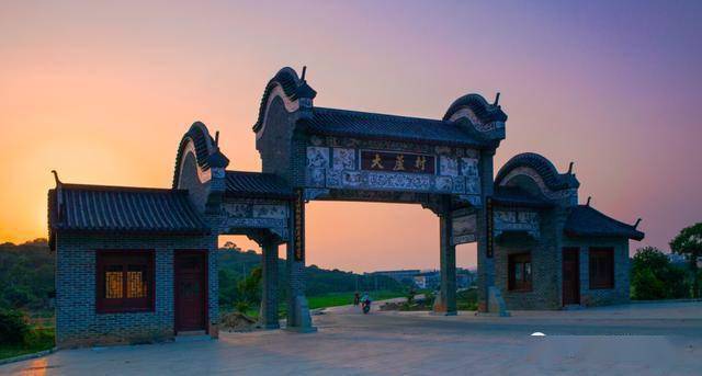 梦回明朝北依逶迤见往昔南临浩瀚有新篇岭南古建筑群钦州大芦村邀您来