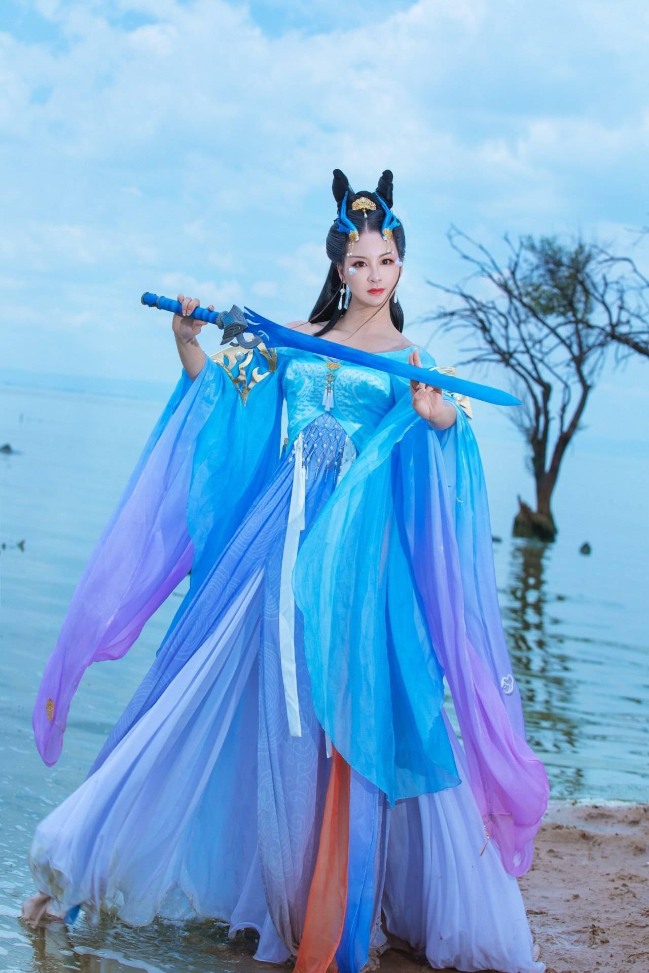 cos正片瑶音天涯明月刀画龙致雨