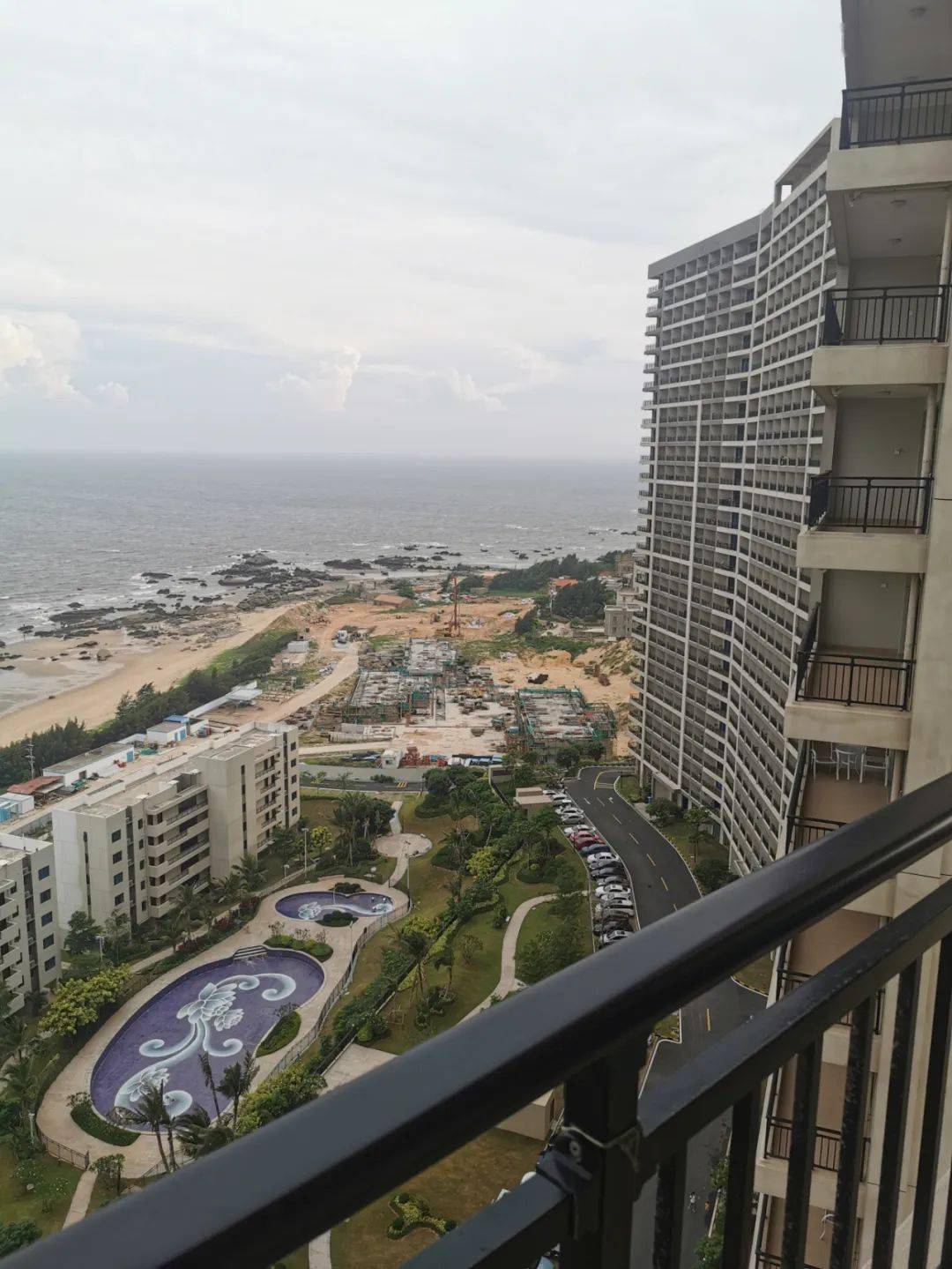 128元,周六出发,入住鼎龙湾海景房,玩德萨斯小镇