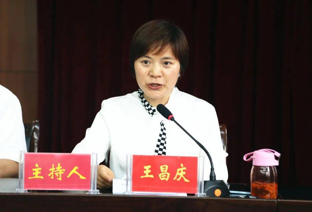 燃起的是烛光点亮的是希望民盟昭通市委组织专家到永善开展活动