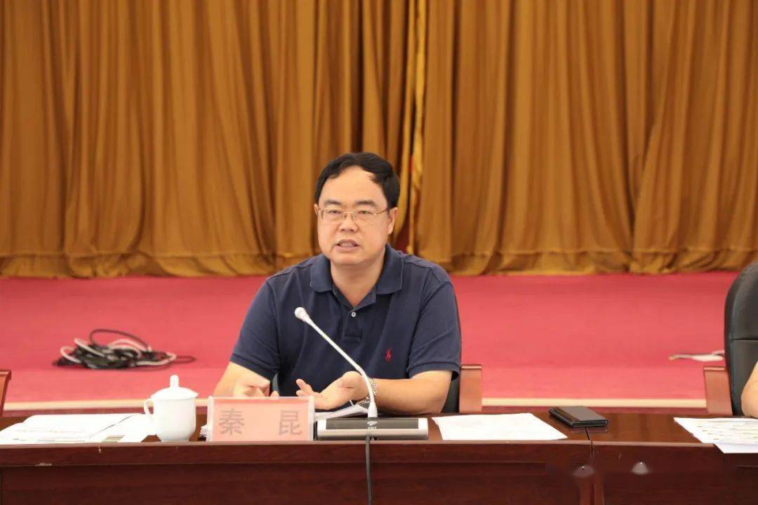 市委常委,县委书记秦昆强调,●在全国经济下行压力加大的背景下,企业