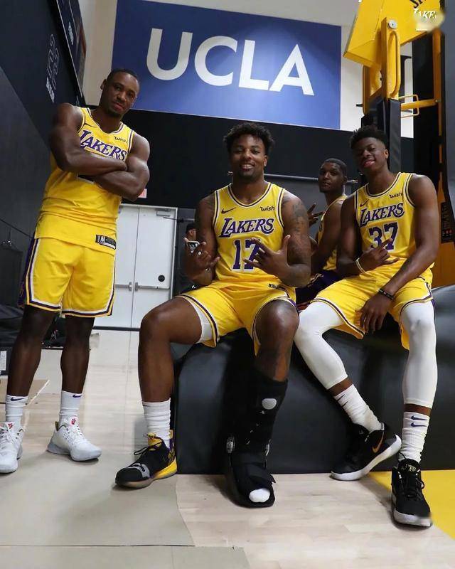 看饮水机有人了!湖人复赛计划带上字母弟