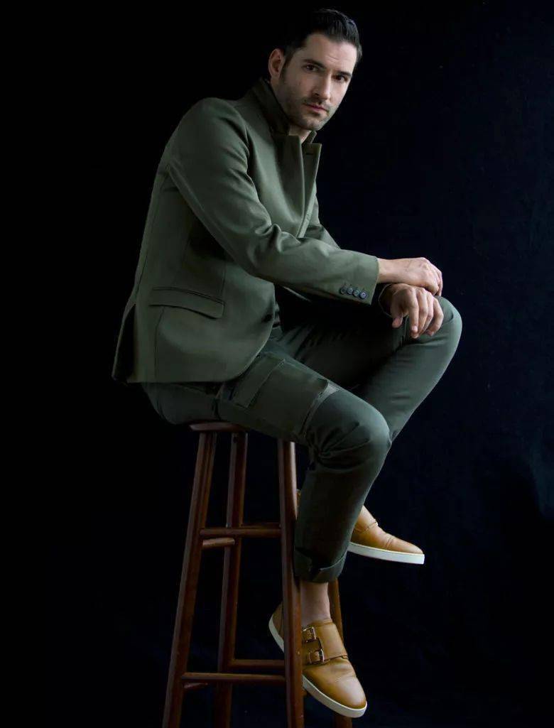 男主合同僵局化解路西法获得续订