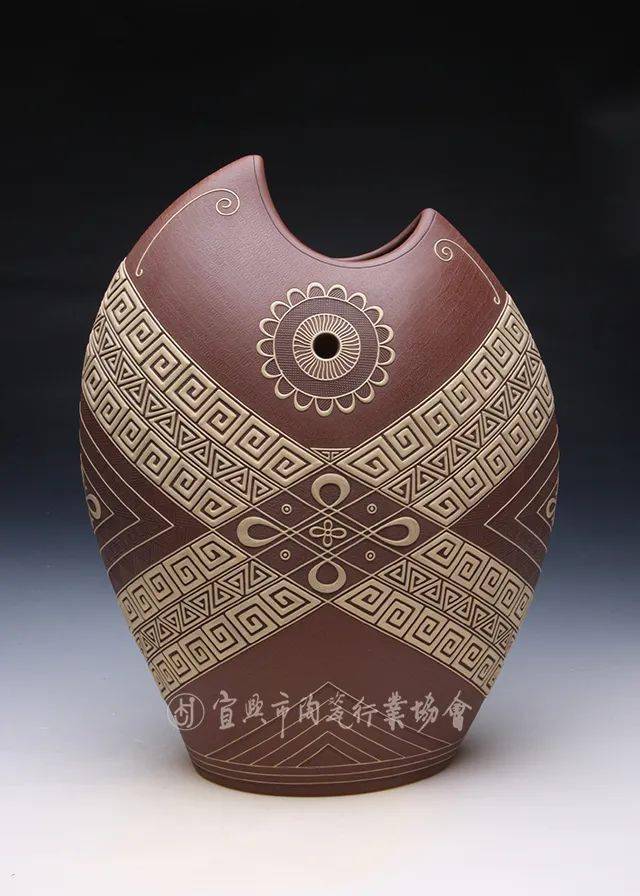 中国陶瓷艺术大师邱玉林