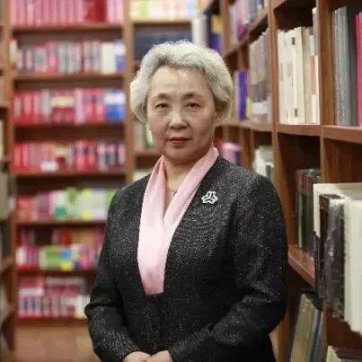 栾 芳哈尔滨中央红董事长孟繁中比优特超市董事长张竟浩松下冷链总