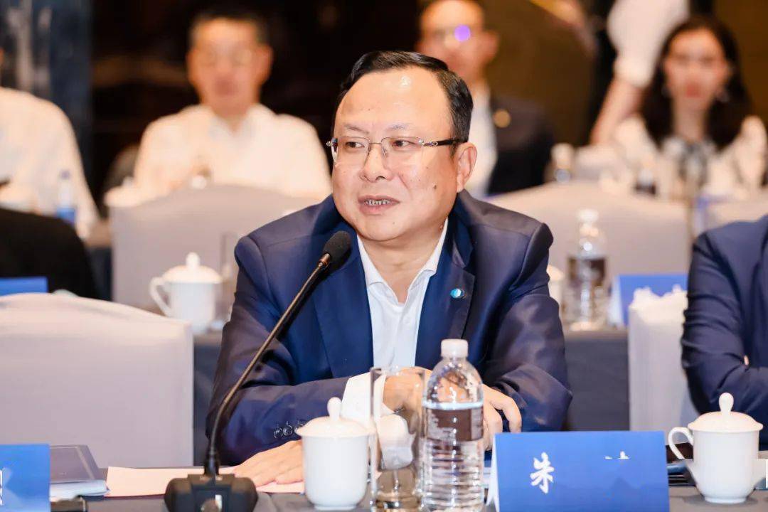 国泰君安证券副总裁 朱健朱健表示,国泰君安的成长离不开静安的支持