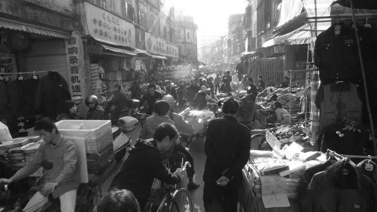 80年代"潮汕摆摊"珍贵旧照!满满都是回忆!