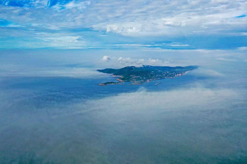 海上仙山刘公岛云雾缥缈仙气十足