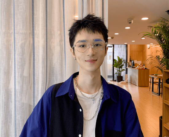 和平精英王小歪无愧宝藏男孩之名不仅长得帅游戏还打得好