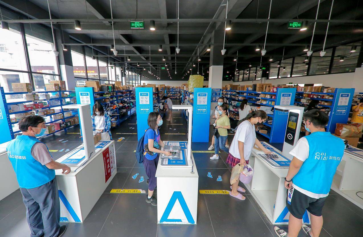 天猫618提速国家邮政局局长肯定菜鸟驿站智能绿色体验