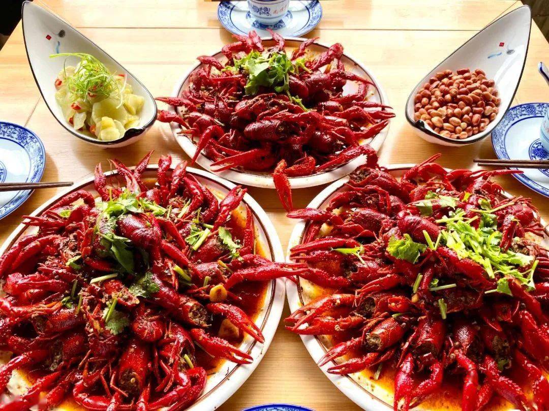 门市价448元的【风波庄4-5人小龙虾套餐】风波庄而【风波庄】的存在