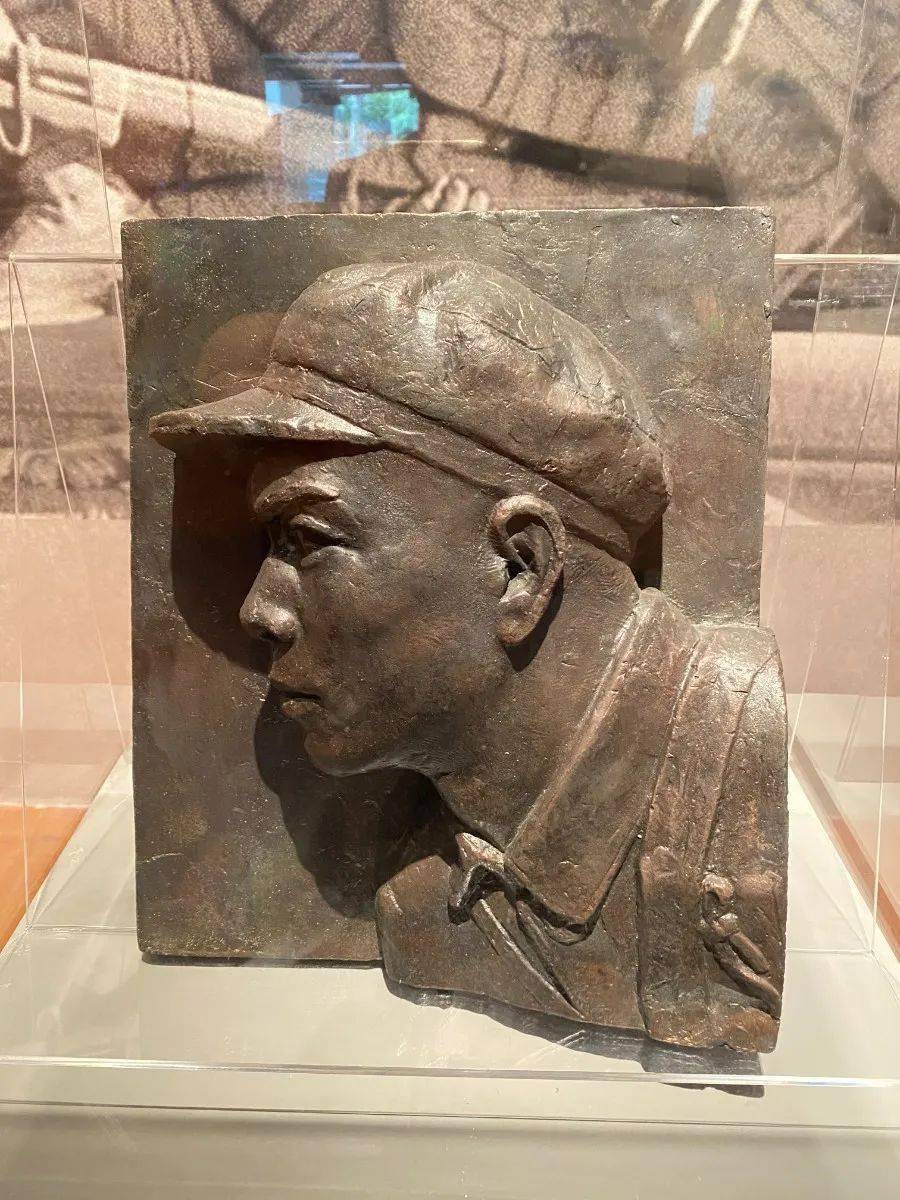 现场百年开渠刘开渠与二十世纪中国美术展览开幕