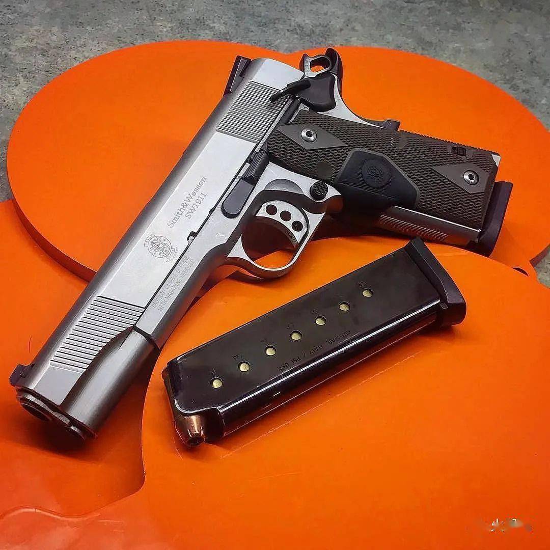 枪与弹匣美图即插即用尺寸刚刚好