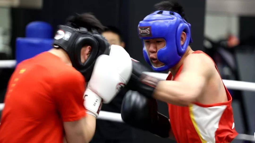 记录平凡 | 不服输,就要对平庸的人生挥出漂亮的一拳!_拳击