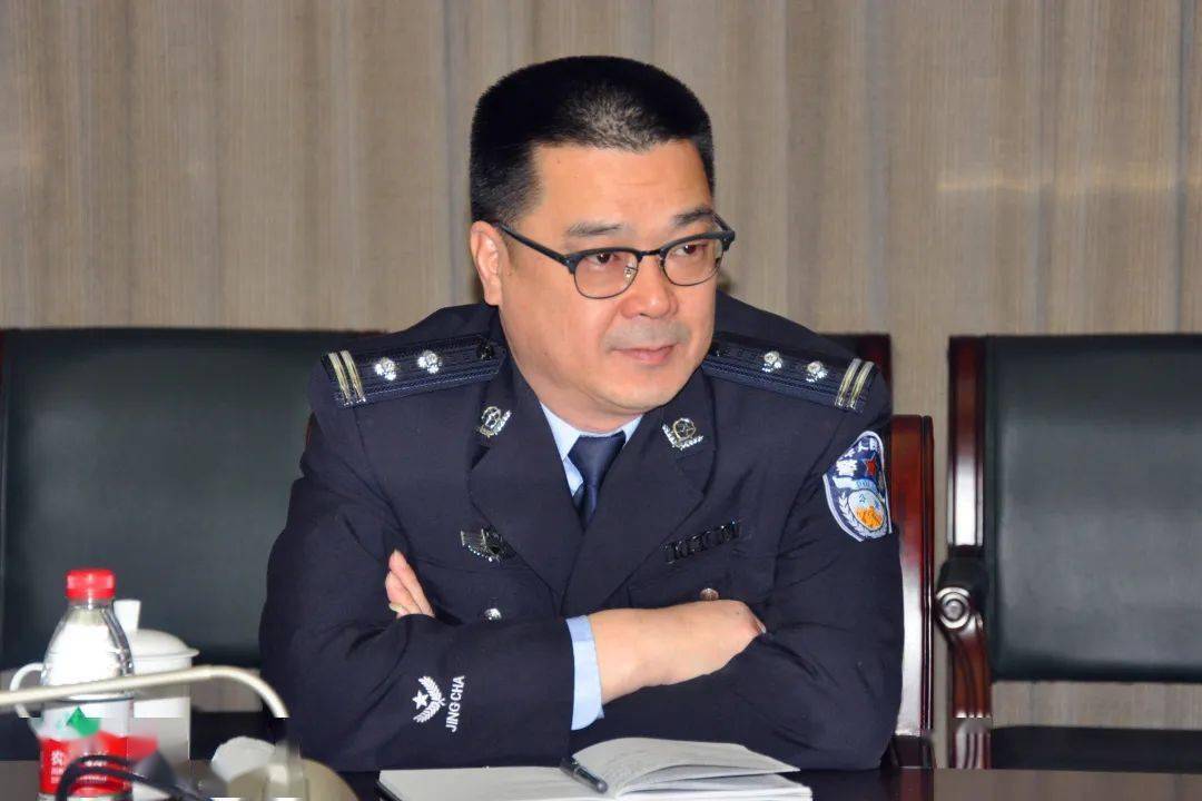 【追忆扫黑英雄钱海军】"我心中的钱海军"征文选(三)_上海