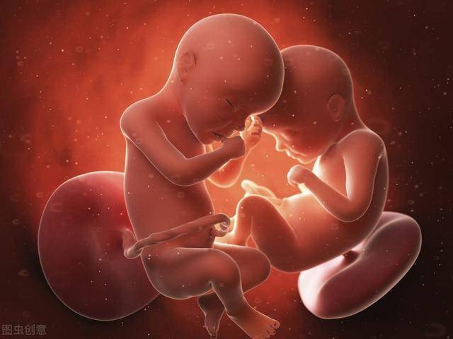 怀上双胞胎,一个胎儿有问题怎么办?保一个还是保两个?