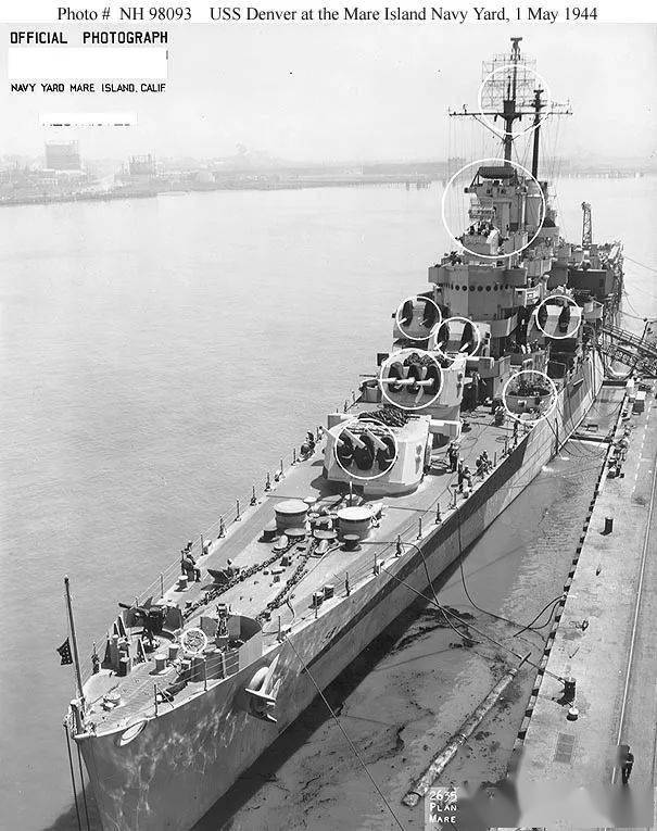 美国二战轻巡洋舰列表图片