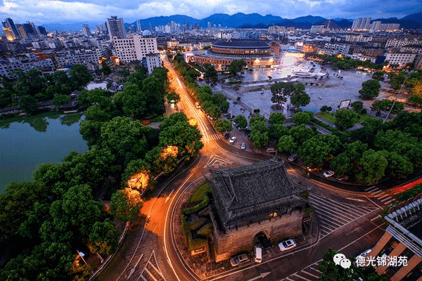 城市东进的脚步愈来愈快 临海的发展将会越来越好!