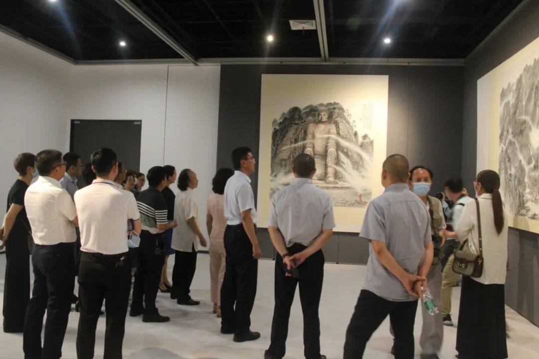 周光漢中國名山全景國畫全國巡展遂寧展開幕歡迎大家前往觀展