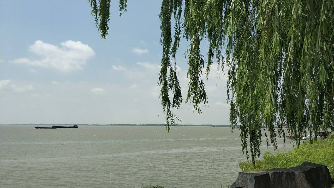 洞庭湖现是长江流域最重要的集水,蓄洪湖盆