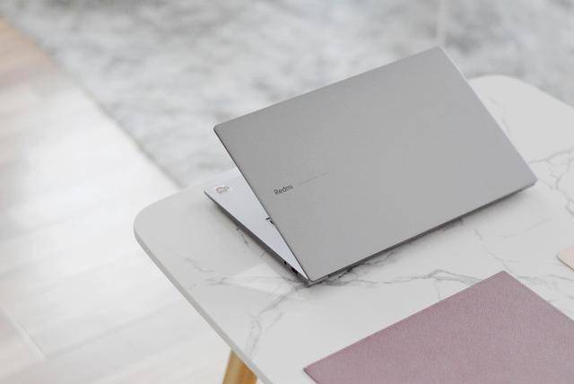 便携大屏,小米推出首款16.1"笔记本,米粉:屏幕真大