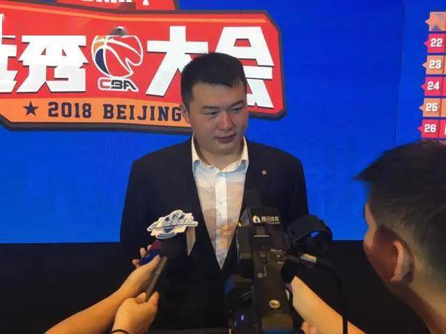 8顺位) 清华大学山西汾酒 刘鸿博 (9顺位) 北京大学青岛双星 刘磊 (11